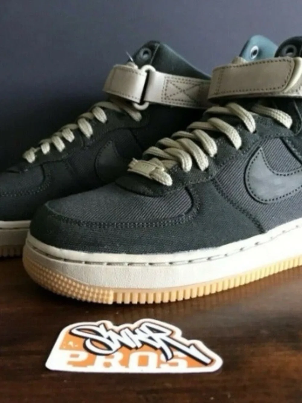 Nike Men's High-Top Sneakers in Dark Gray with Tan Accents